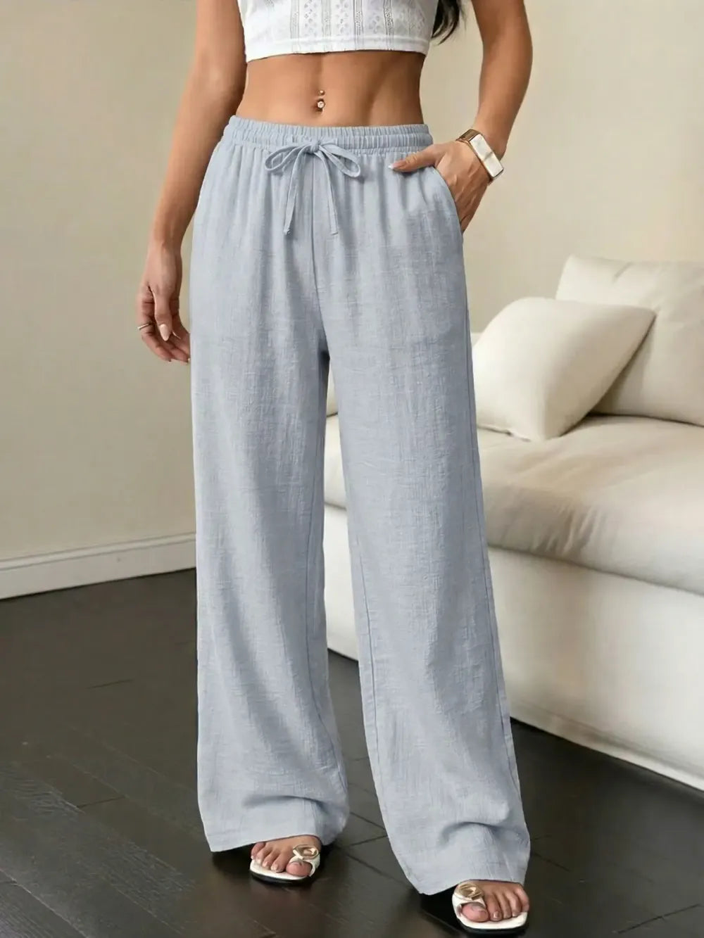 Casual waist-cinching pants suitable for couples and unisex wear, ideal for all seasons; versatile and easy to pair