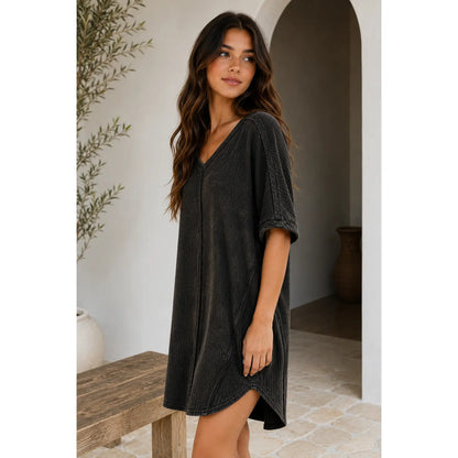 🚨Ends at Midnight ! – Women 's Acid-Washed V-Neck Casual Dressbed
