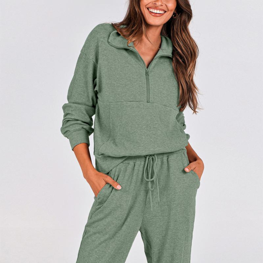 Women's 2-Piece Half-Zip Sweatshirt & Jogger Set – Soft, Relaxed Fit